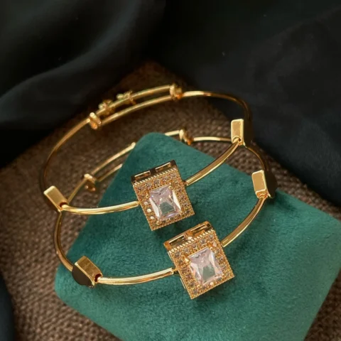 Beautiful zarcoon adjustable bangles pair